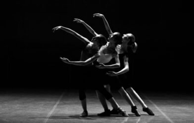 women dancing, ballet