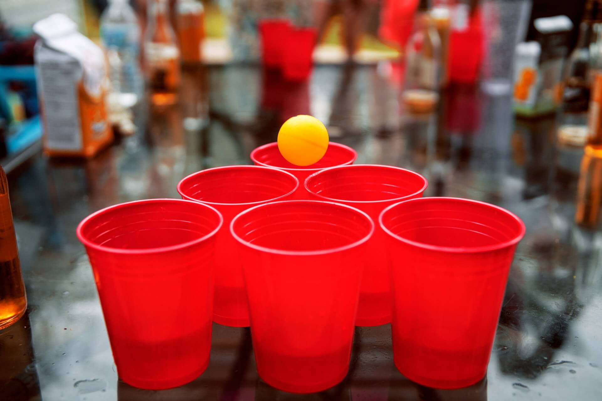 The best drinking games – Apres Allstars GbR