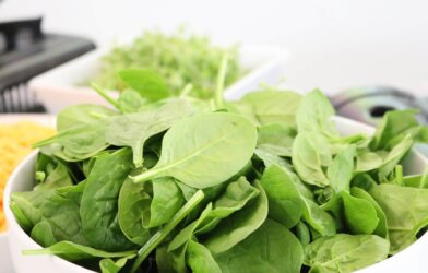 Spinach leaves in a salad