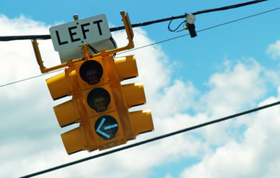 Left turn traffic signal