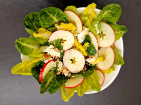 Apple, walnut and spinach salad