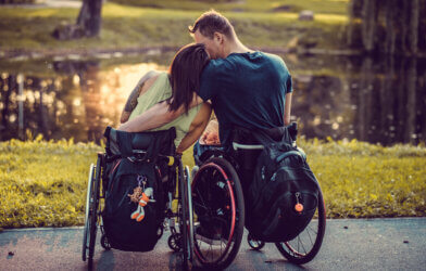 Couple in wheelchairs: People with disabilities in relationships