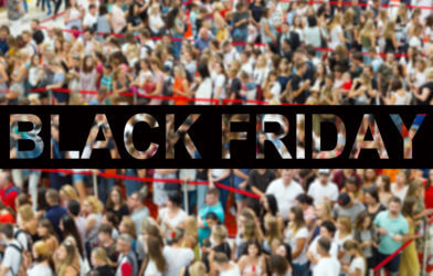 Black Friday crowds shopping