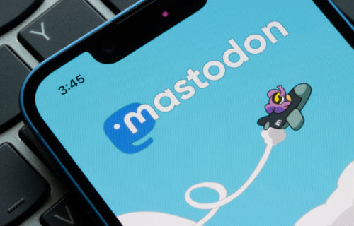 Mastodon app on smartphone