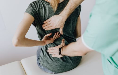 Chiropractic spinal manipulation could help people avoid back surgery