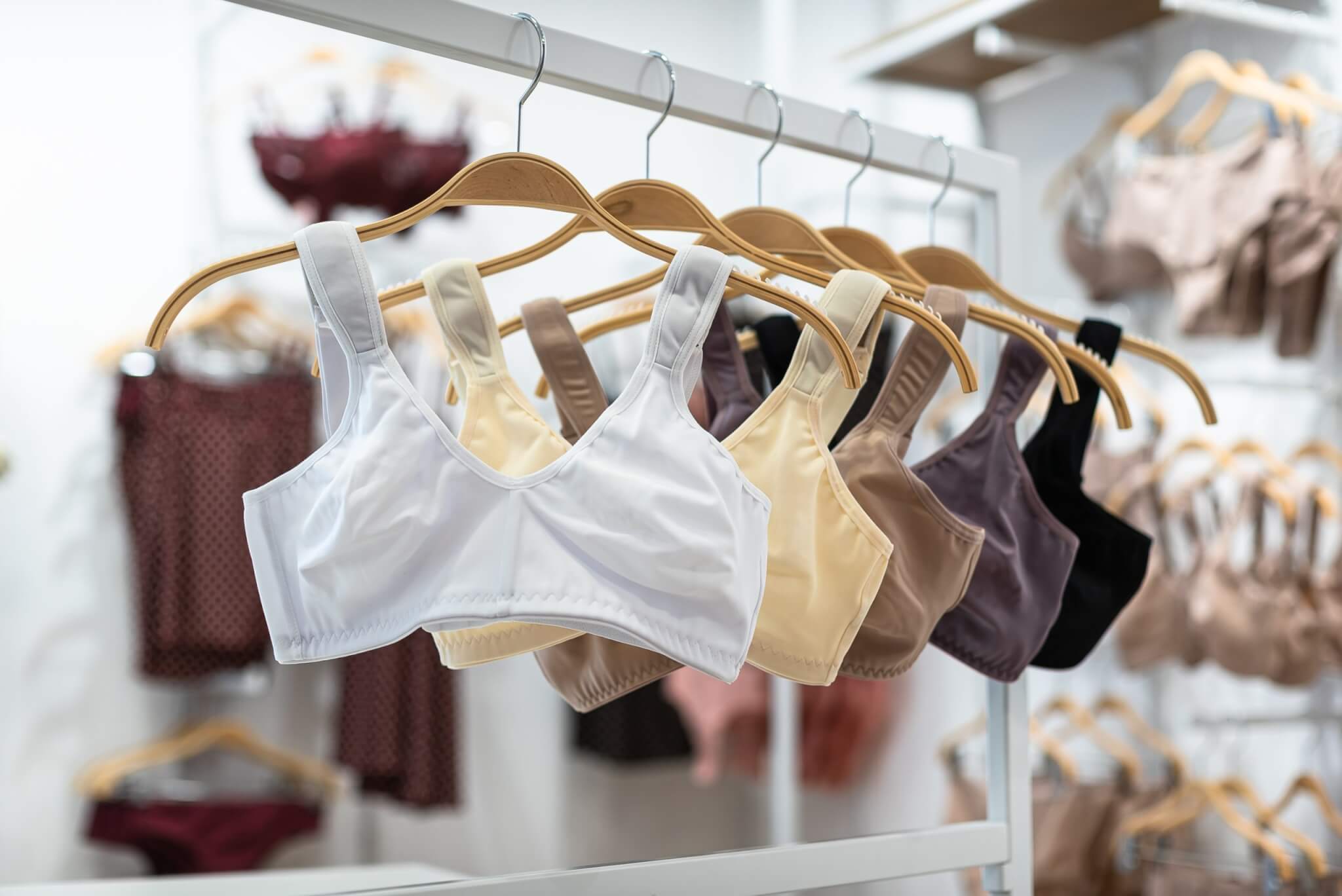 Struggling to find the right bra? Experts share tips for finding the  perfect garments with lift and support