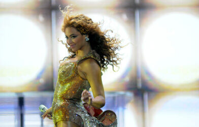 Beyonce performs in concert