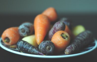 Las frutas y verduras moradas pueden proteger