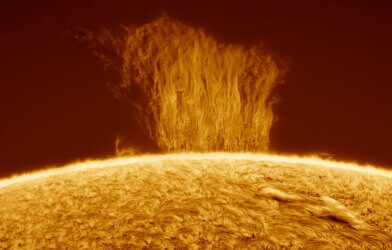 Plasma emitted from Sun as seen by amateur astrophotographer