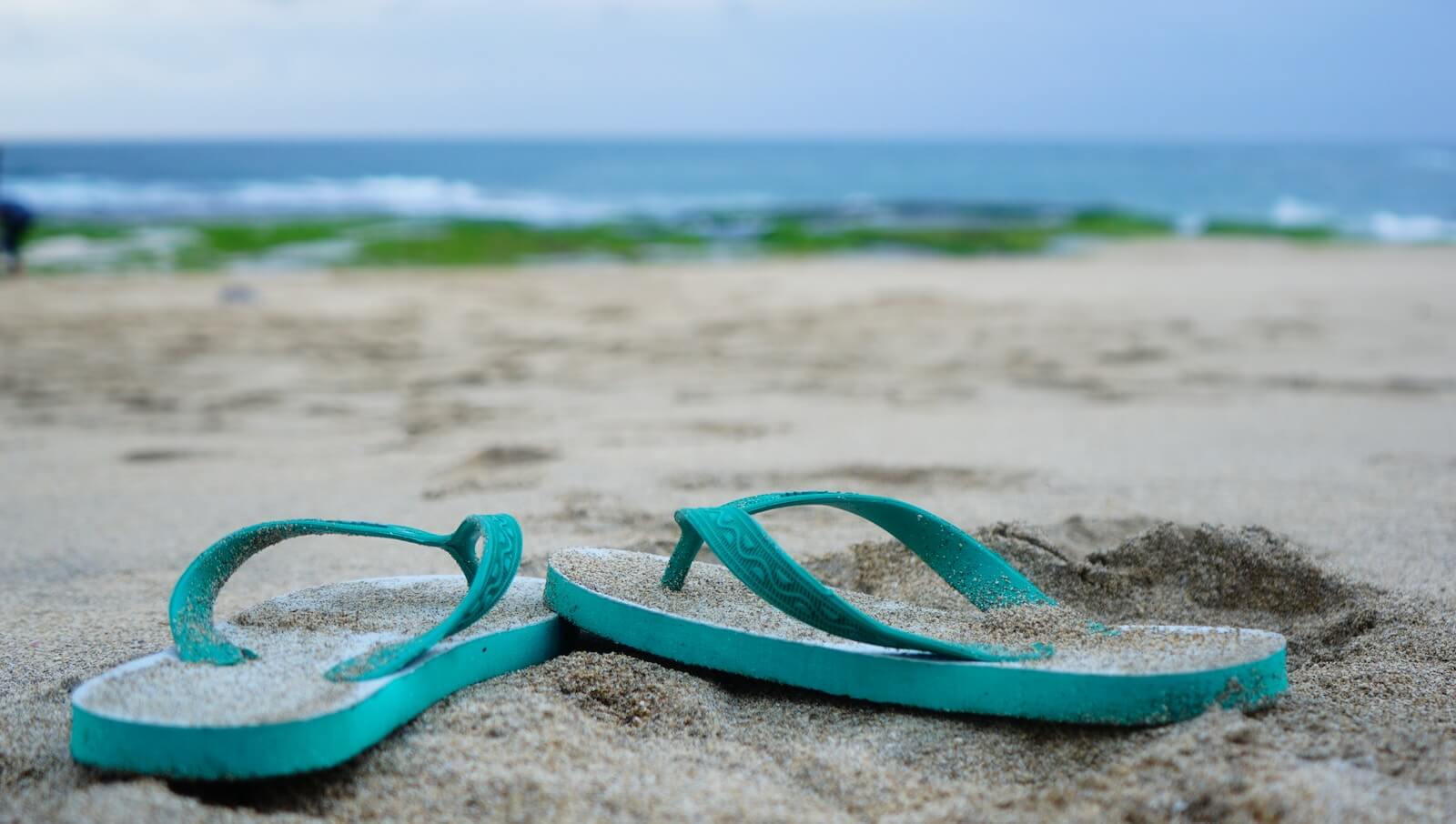 SUMMER TASTE Unisex Antislip Beach Rubber Slippers/Flip-flops
