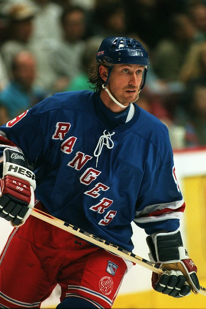 image of Wayne Gretzky in a Rangers uniform