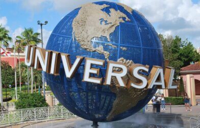 Universal Studios sign