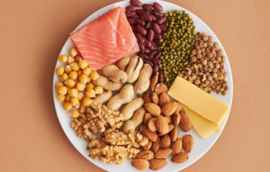 Picture of protein rich foods on a plate