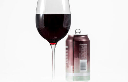 Canned red wine poured into a glass