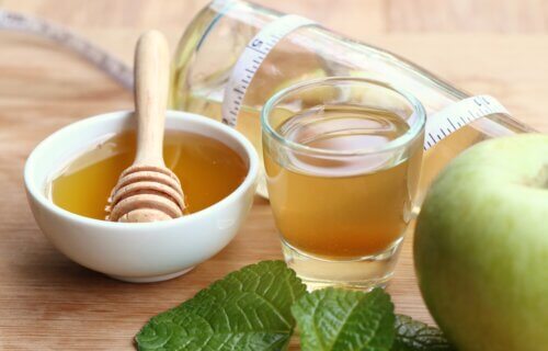 vinegar with honey