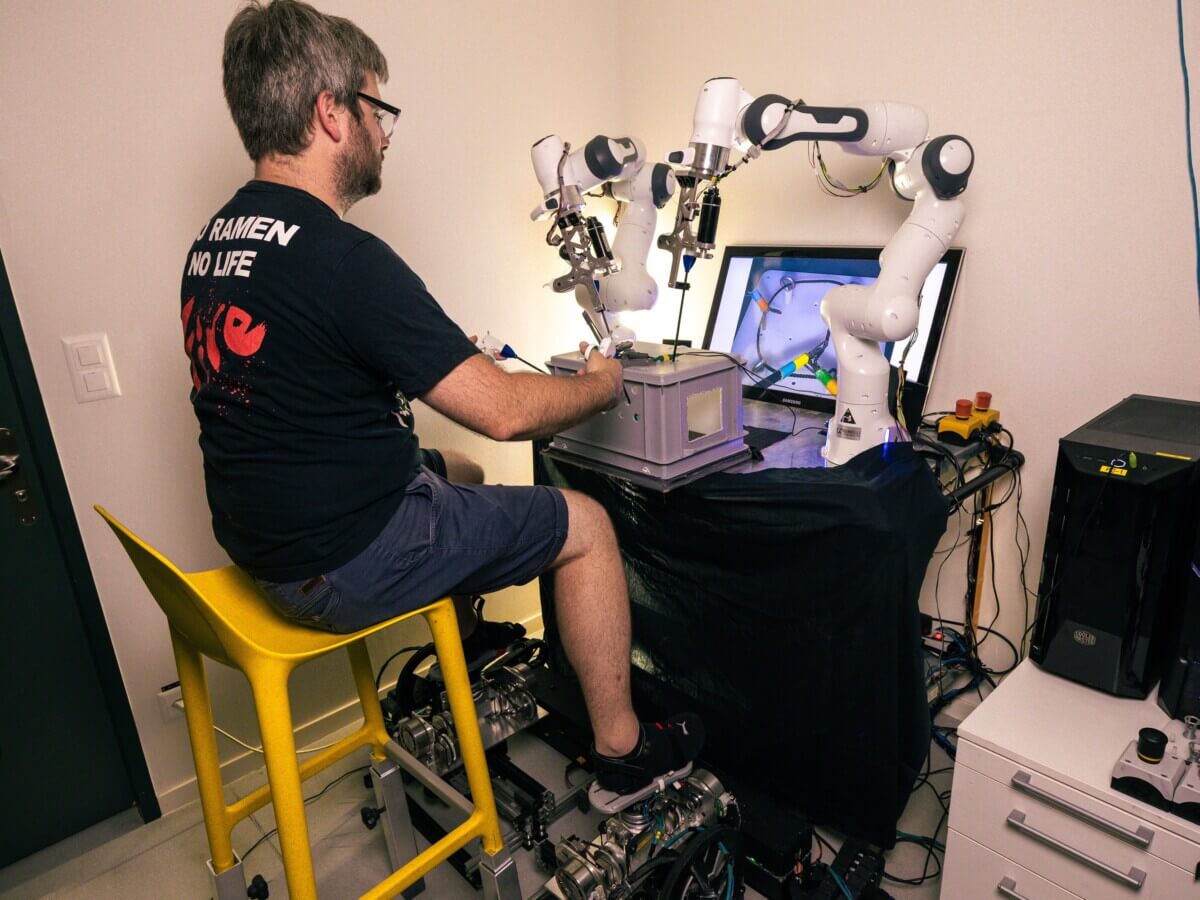 robot surgery using feet