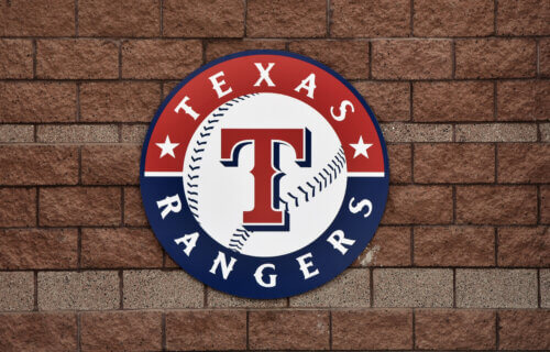 Texas Rangers sign