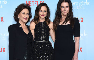 elly Bishop, Alexis Bledel and Lauren Graham arrives to the Netflix's 'Gilmore Girls: A Year In The Life' Premiere on November 18, 2016
