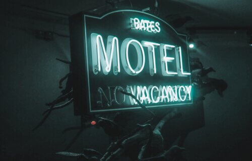 Bates Motel sign from "Psycho"