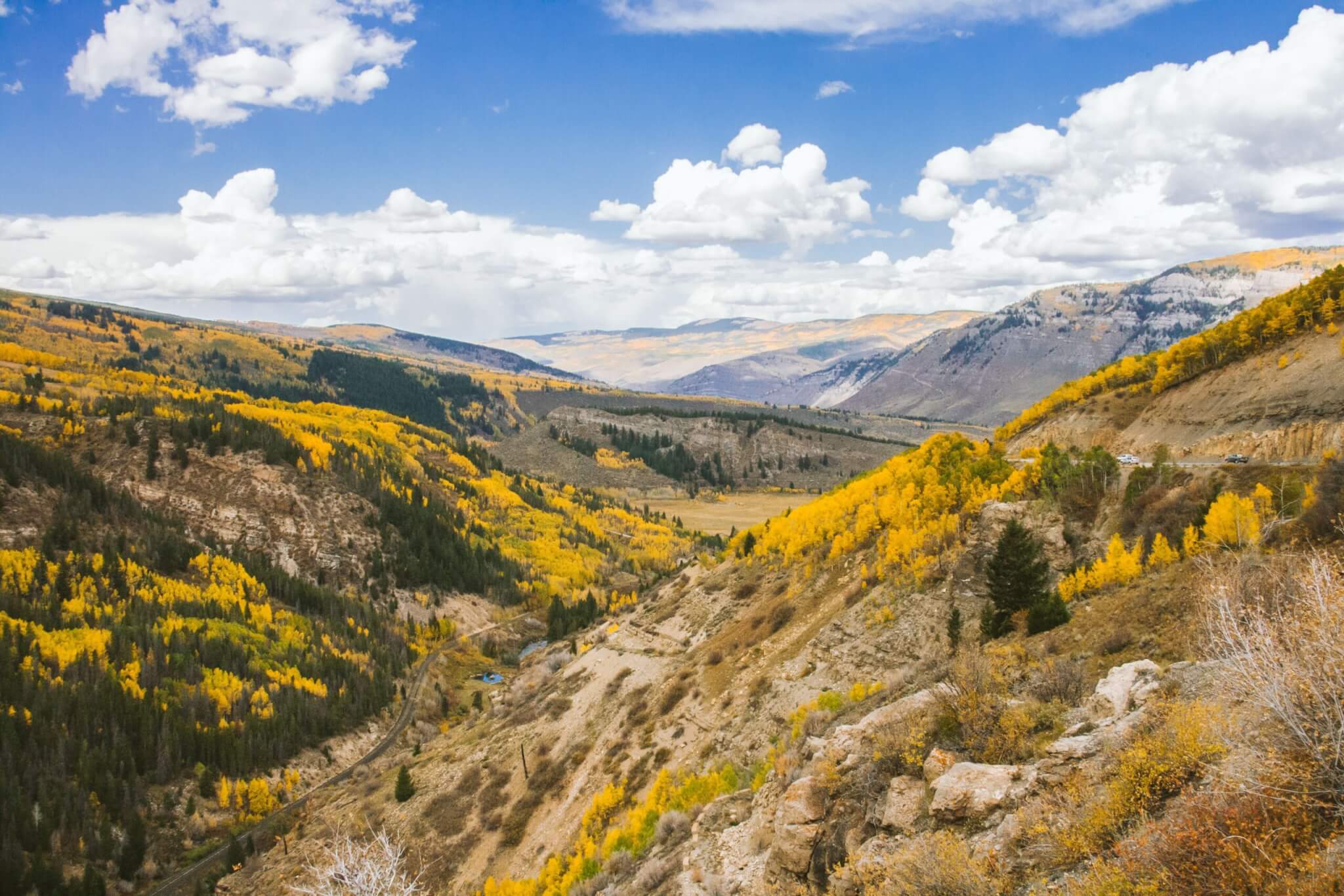 Independence Pass in Aspen during the fall