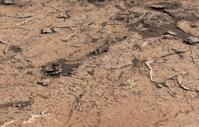 A close-up of the panorama taken by Curiosity's Mastcam at Pontours reveals hexagonal patterns that suggest these mud cracks formed after many wet-dry cycles occurring over years.