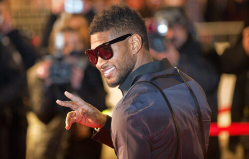 Usher on the red carpet of NRJ Music Award 2011