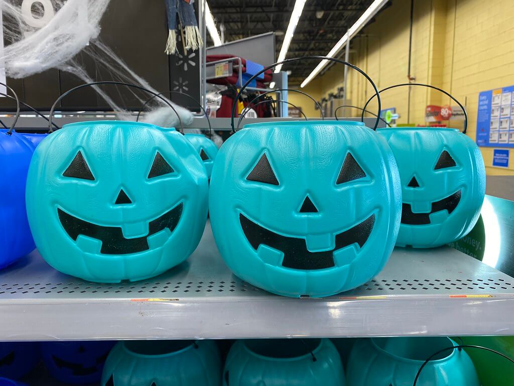 Teal Halloween jack-o-lantern