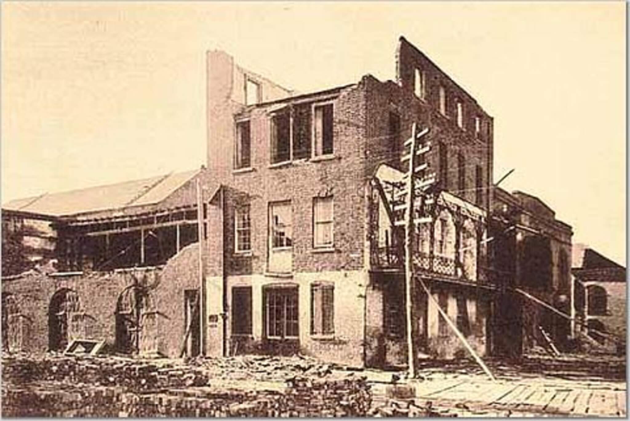In 1886, a devastating magnitude 6.7-7.3 earthquake shook Charleston, South Carolina