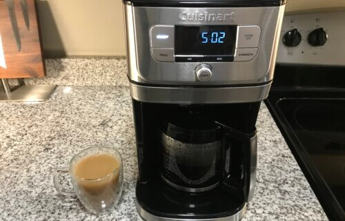 https://studyfinds.org/wp-content/uploads/2023/12/Cuisinart-DGB-800-Fully-Automatic-Burr-Grind-Brew-12-Cup-Glass-500x320.jpeg