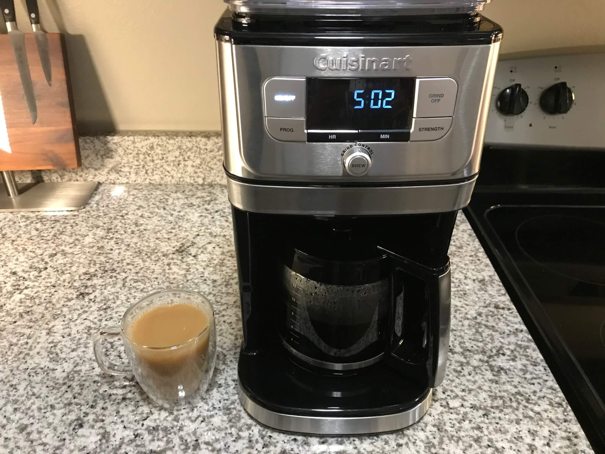 https://studyfinds.org/wp-content/uploads/2023/12/Cuisinart-DGB-800-Fully-Automatic-Burr-Grind-Brew-12-Cup-Glass-scaled.jpeg