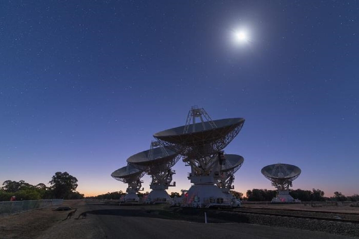The discovery was made using CSIRO's Australian Telescope Compact Array.