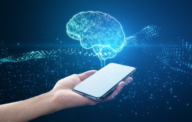 Blue light from smartphone and human brain