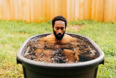 The Surprising Health Benefits of Ice Baths: What You Need to Know